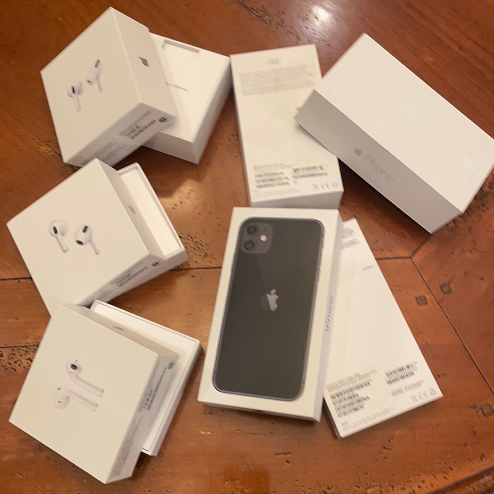 Lot of 5 EMPTY Assorted Apple iPhone & AirPod Boxes